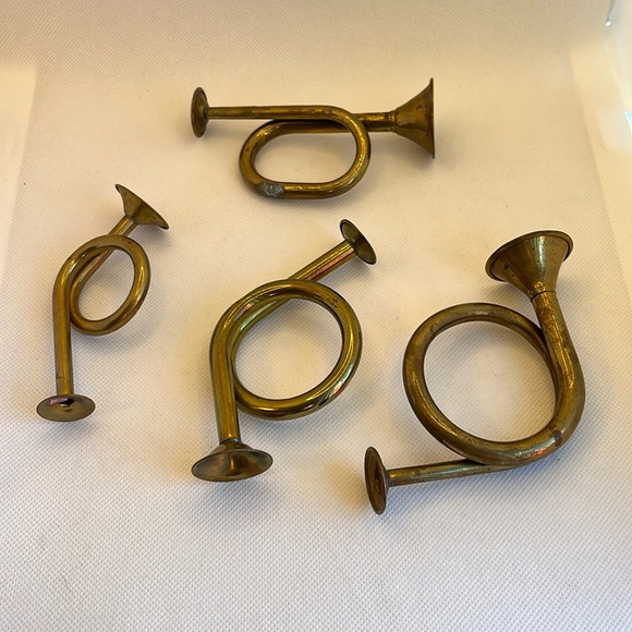 Brass Horns 4 - Picture 1 of 11